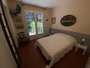 3 chambres, fer et planche à repasser, Wi-Fi