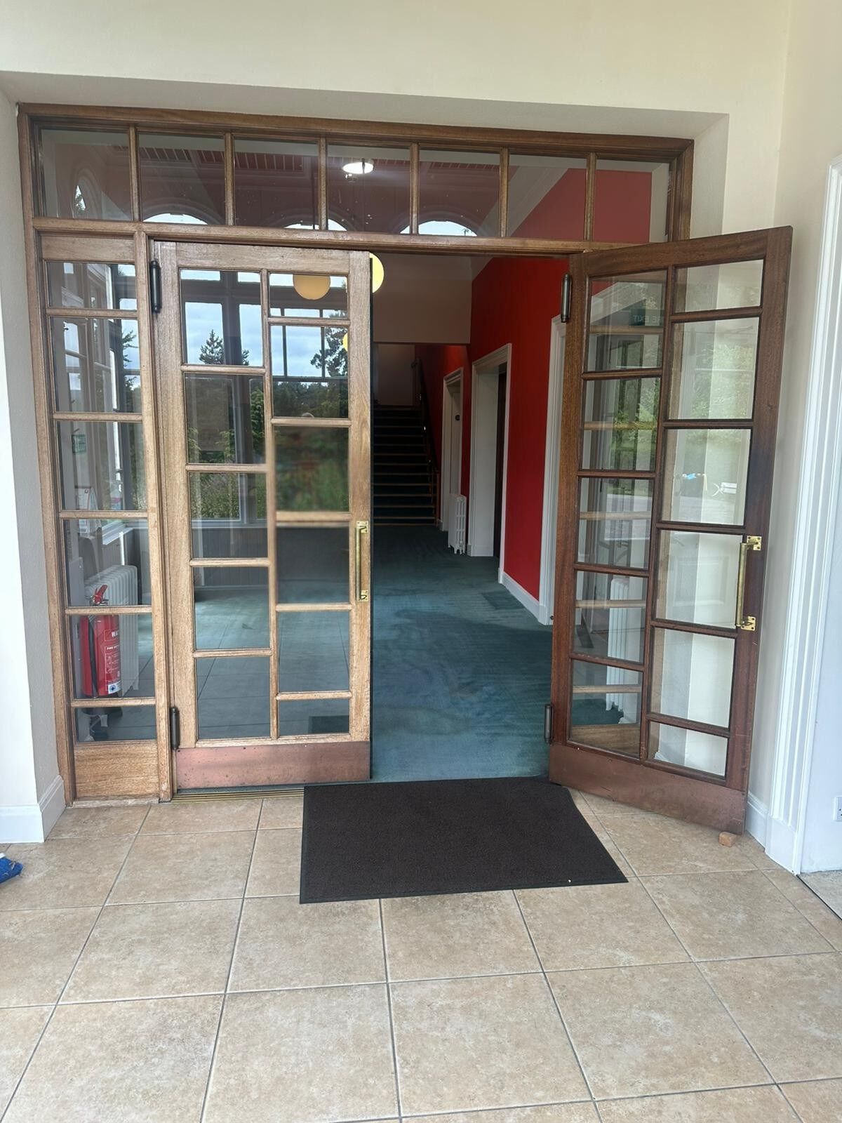 Entrée de l’hébergement