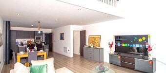 新公寓 - 可住4人 - 停車場 - 市中心