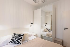 1 habitación, tabla de planchar con plancha, wifi y ropa de cama