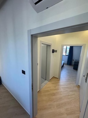 Family Room | Soundproofing - Hotel Tuyo (Tirana)