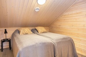 Duplex, 4 Bedrooms, Garden View | Blackout drapes, soundproofing, iron/ironing board, free WiFi
