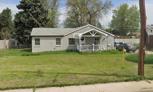 Charming 2-bedroom estate in peaceful Loveland with AC