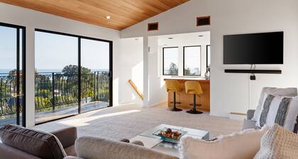 Casual La Jolla Gem , Views & Space for 10