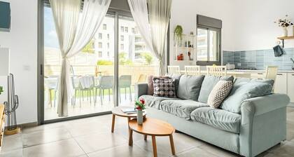 Achziv Bright Garden Stay by Sea N' Rent