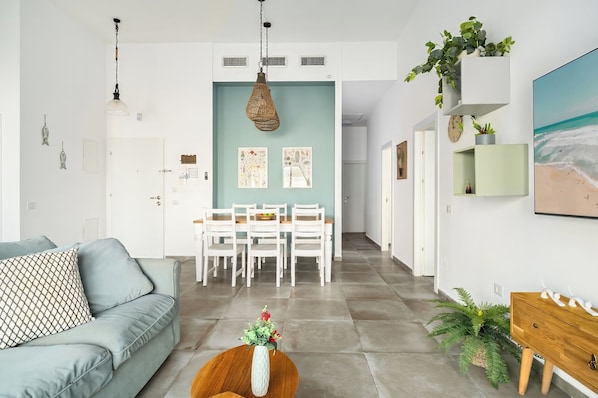 Apartment, Garden View | Living area
