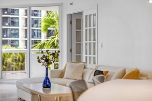 TV - Tropical Palm & Bay Views | Balcony | StayCozy (Miami)