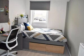 Single Room, Non Smoking, Shared Bathroom