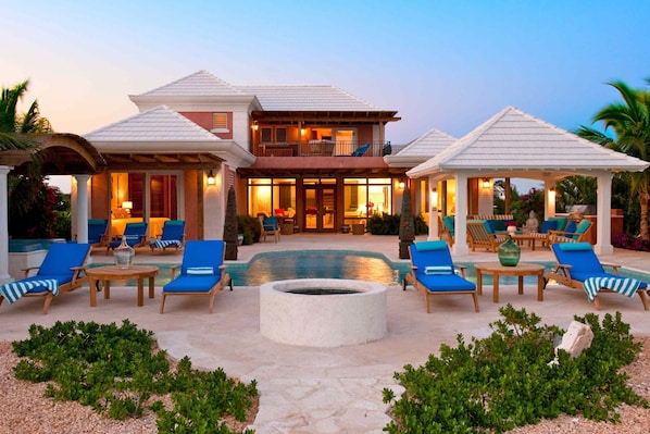 House | 4 bedrooms, Internet - Villa La Percha With 4 Bedrooms and 4 5 Bathrooms (Providenciales)