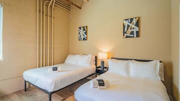 Strykejern/-brett, wi-fi og sengetøy