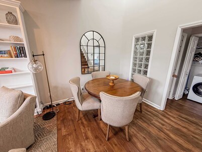 Downtown Condo - 2BR, 2BA, Walk to Everything!
