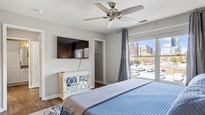 2 habitaciones, tabla de planchar con plancha, wifi y ropa de cama