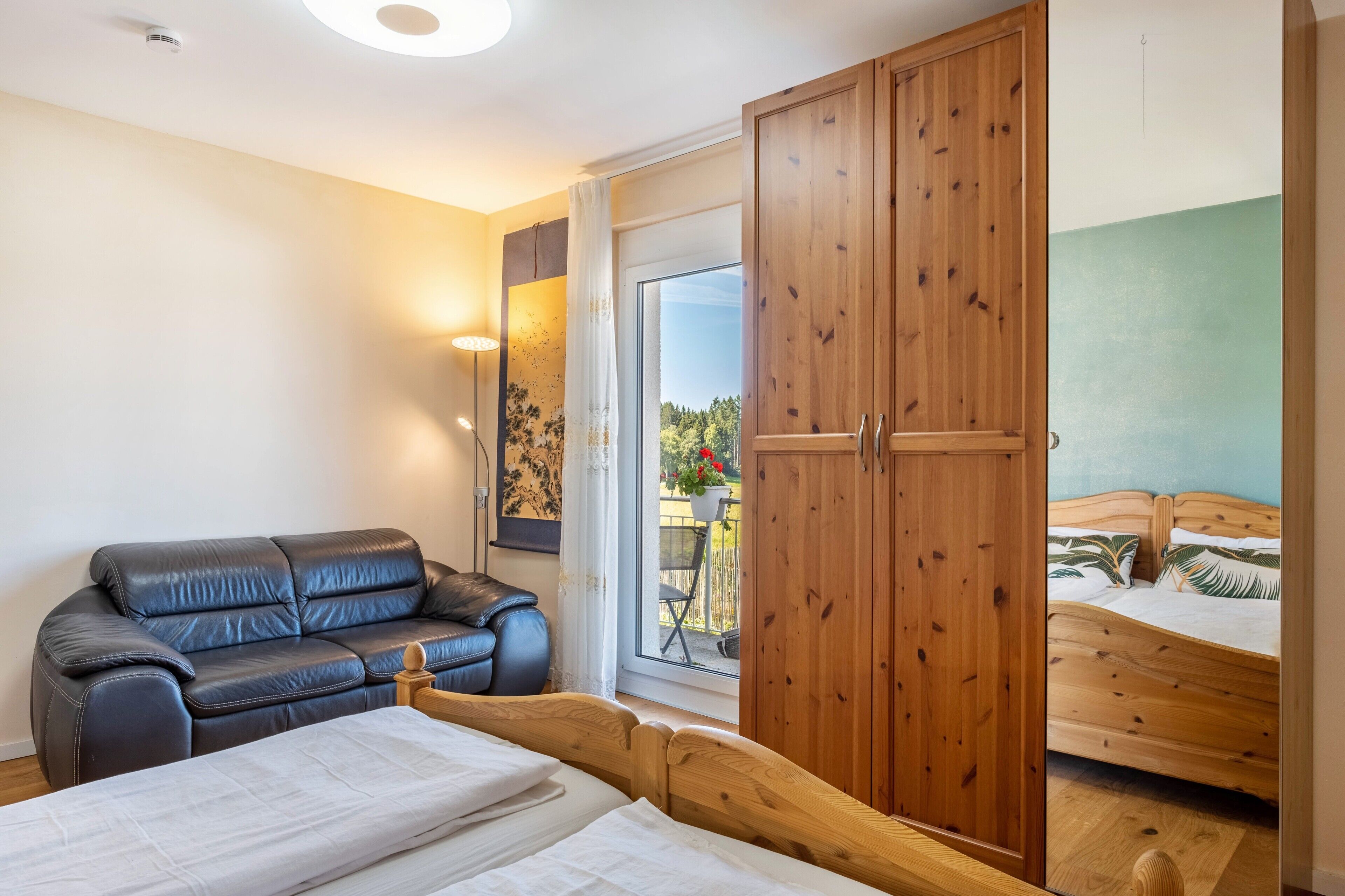 1 habitación, tabla de planchar con plancha, wifi y ropa de cama 