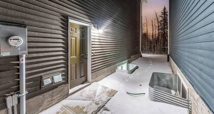 New Built|Spacious Legal Suite Bsmt|Games|Netflix