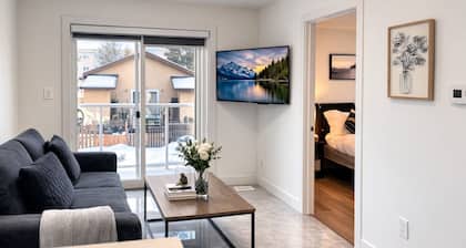 Cozy 2 bedroom suite | Pet Friendly| Heated Garage