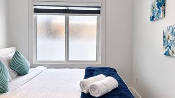 2 soverom, strykejern/-brett, wi-fi (inkludert) og sengetøy