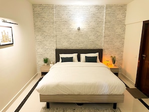 3 Schlafzimmer, Bügeleisen/Bügelbrett, WLAN, Bettwäsche