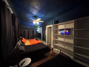 Comfort Quadruple Room | Premium bedding, laptop workspace, free WiFi, bed sheets