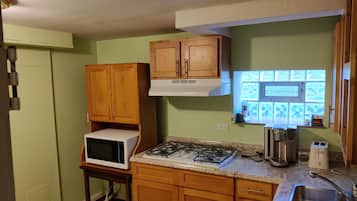 Microondas y parrilla de estufa