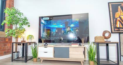 Apartment - Sleeps 4 - Parking - Workspace