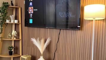 Condo, 1 Bedroom, Accessible | Room amenity