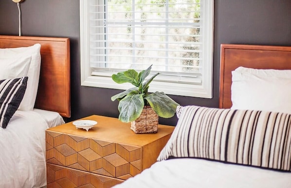 3 habitaciones, internet y ropa de cama