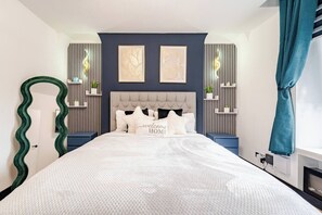1 bedroom, iron/ironing board, free WiFi, bed sheets