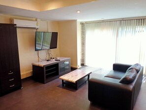 Apartment, 1 Bedroom, Smoking, Patio | Living room - Spacious 65sqm Luxury Loft Studio Type Apartment 101b (Pattaya)