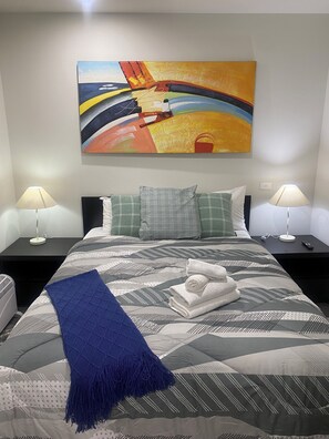 1 bedroom, desk, iron/ironing board, free WiFi