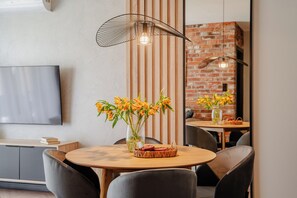 디럭스 아파트, 간이주방, 해변 | 노트북 작업 공간, 암막 커튼, 다리미/다리미판, 무료 WiFi