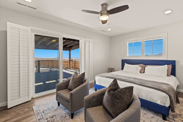 3 bedrooms, iron/ironing board, WiFi, bed sheets - Navigate Stays Winner of the Best Pool House in JT (Joshua Tree)