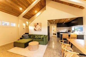 TV, offices
