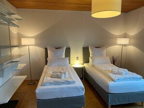 3 bedrooms, WiFi, bed sheets