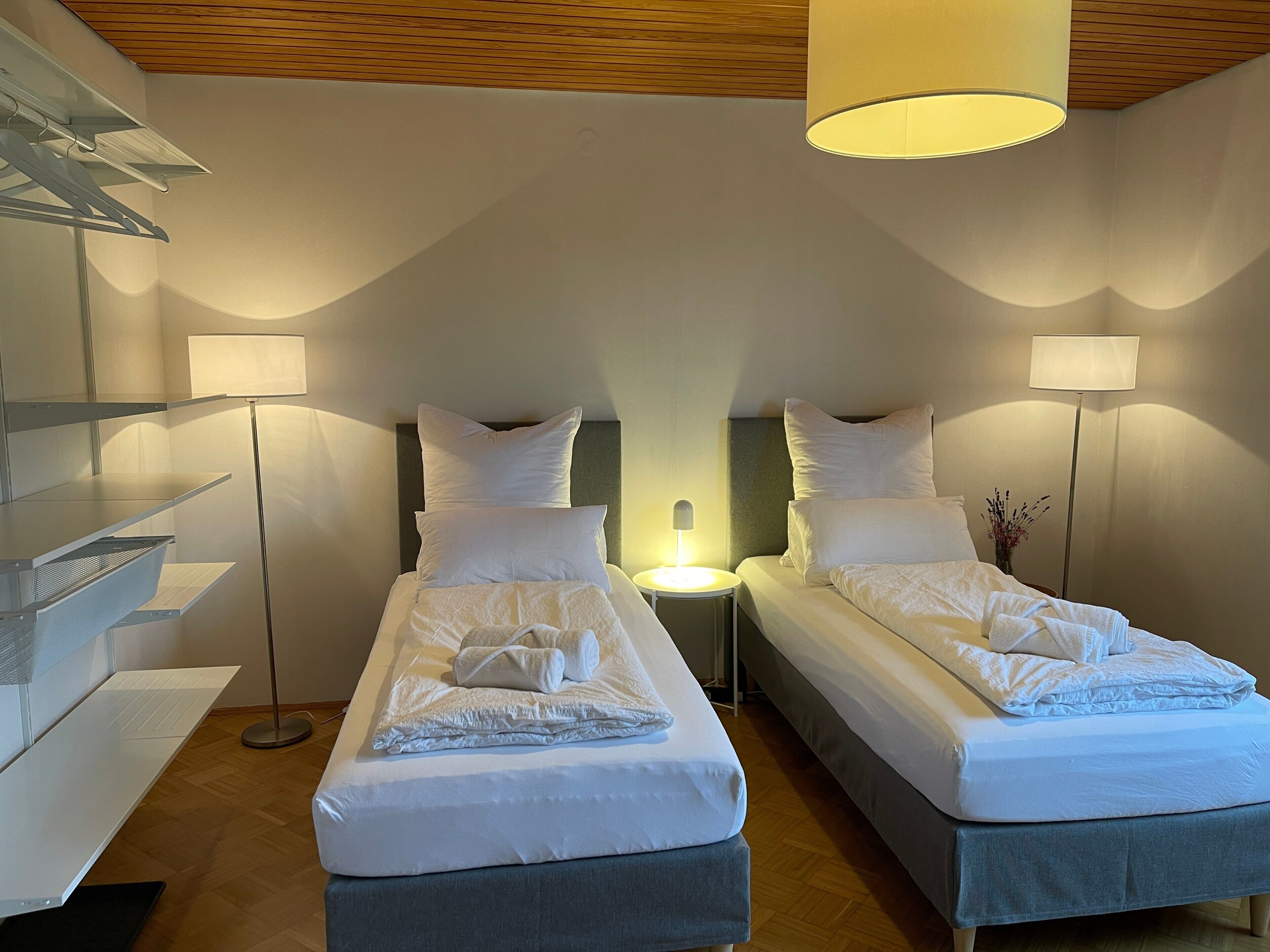 3 多间卧室、办公桌、熨斗/熨衣板、WiFi