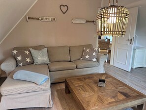 TV - Gemütliche 2,5 Zimmer unter Reet in SPO (Sankt Peter-Ording)