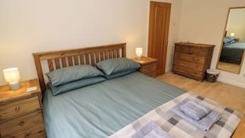 Individually decorated, individually furnished, free WiFi