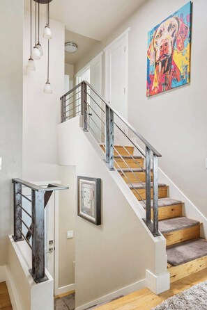 Interior - New Cozy Leucadia Beach House with parking (Encinitas)