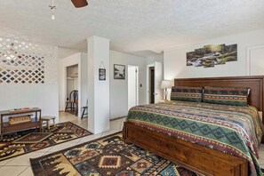 3 habitaciones, tabla de planchar con plancha, cuna de viaje y wifi 