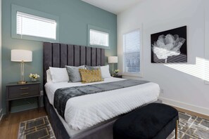 4 chambres, fer et planche à repasser, Wi-Fi, draps fournis