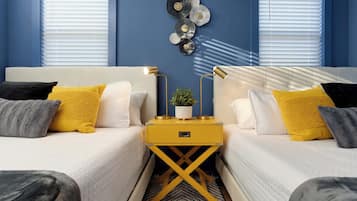 4 habitaciones, tabla de planchar con plancha, wifi y ropa de cama