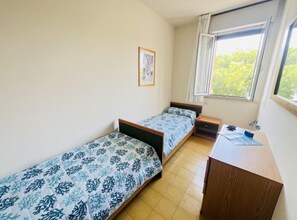 Apartment, 2 Bedrooms, Balcony, Pool View