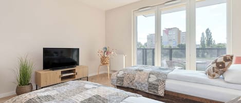 アイロン / アイロン台、WiFi、ベッドシーツ