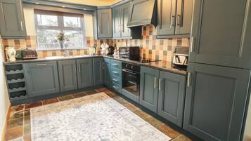 Cottage | Interior