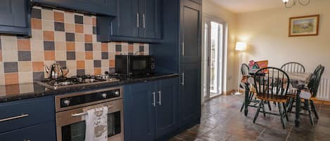 平房 | 私人廚房 | 洗碗機、廚房用具/餐具/器皿