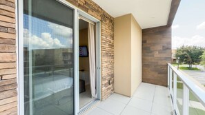 House | 4 bilik tidur, meja, Internet 