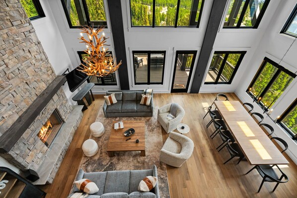 TV, fireplace, offices