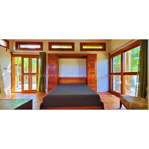 3 bedrooms, desk, iron/ironing board, WiFi