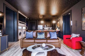 TV, fireplace, offices