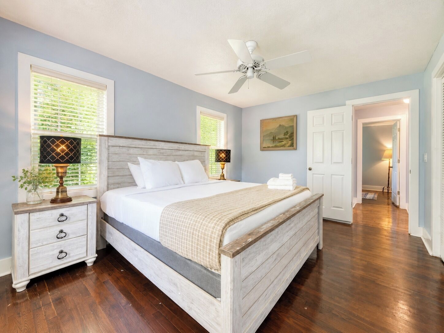 2 bedrooms, iron/ironing board, WiFi (free), bed sheets