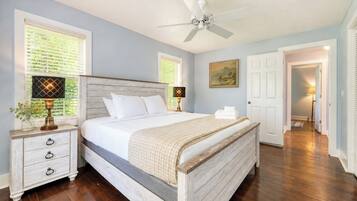 2 bedrooms, iron/ironing board, WiFi (free), bed sheets